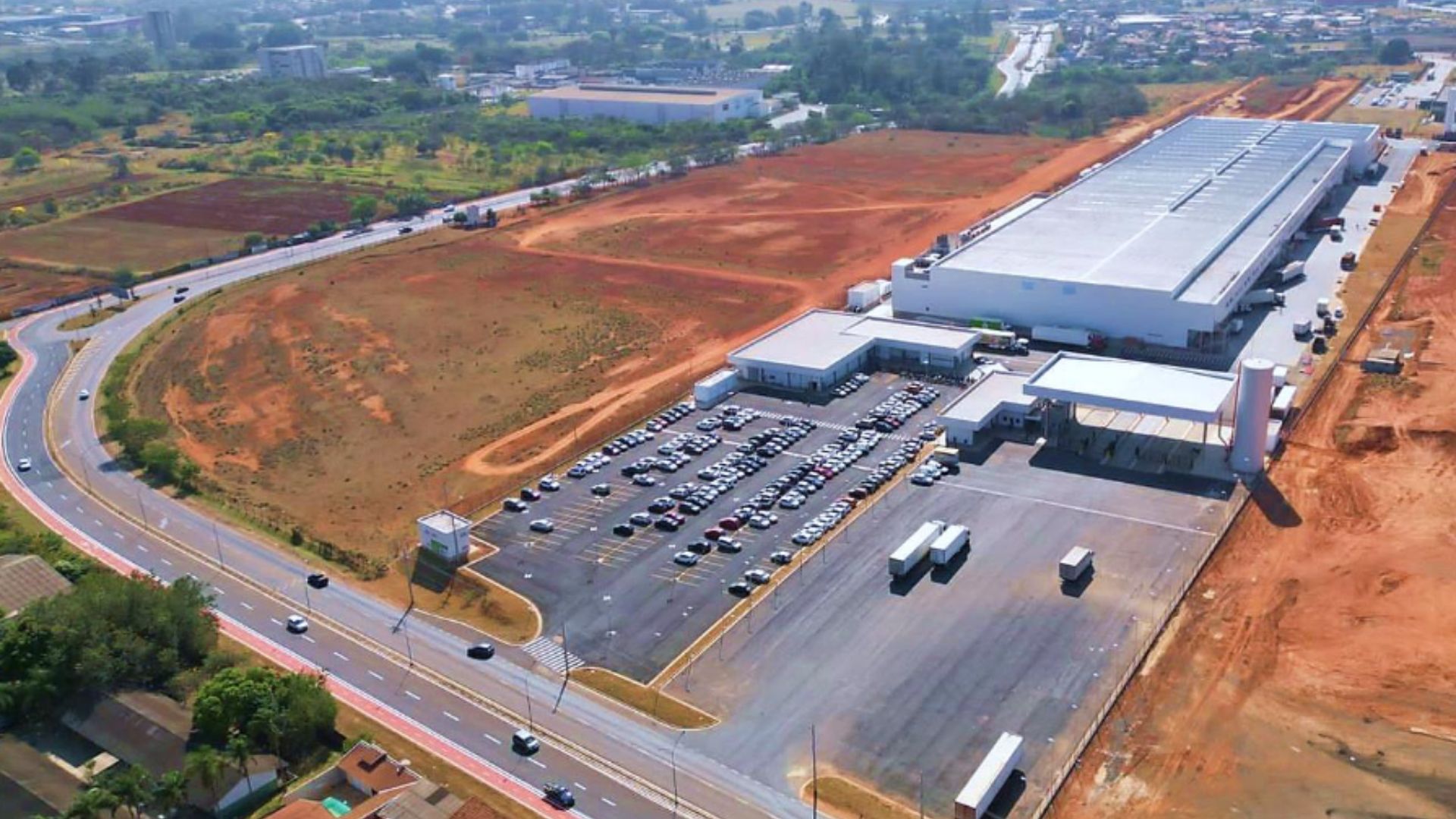 ALZR11 conclui compra de centro de distribuição do Oba, em Sumaré interior de SP