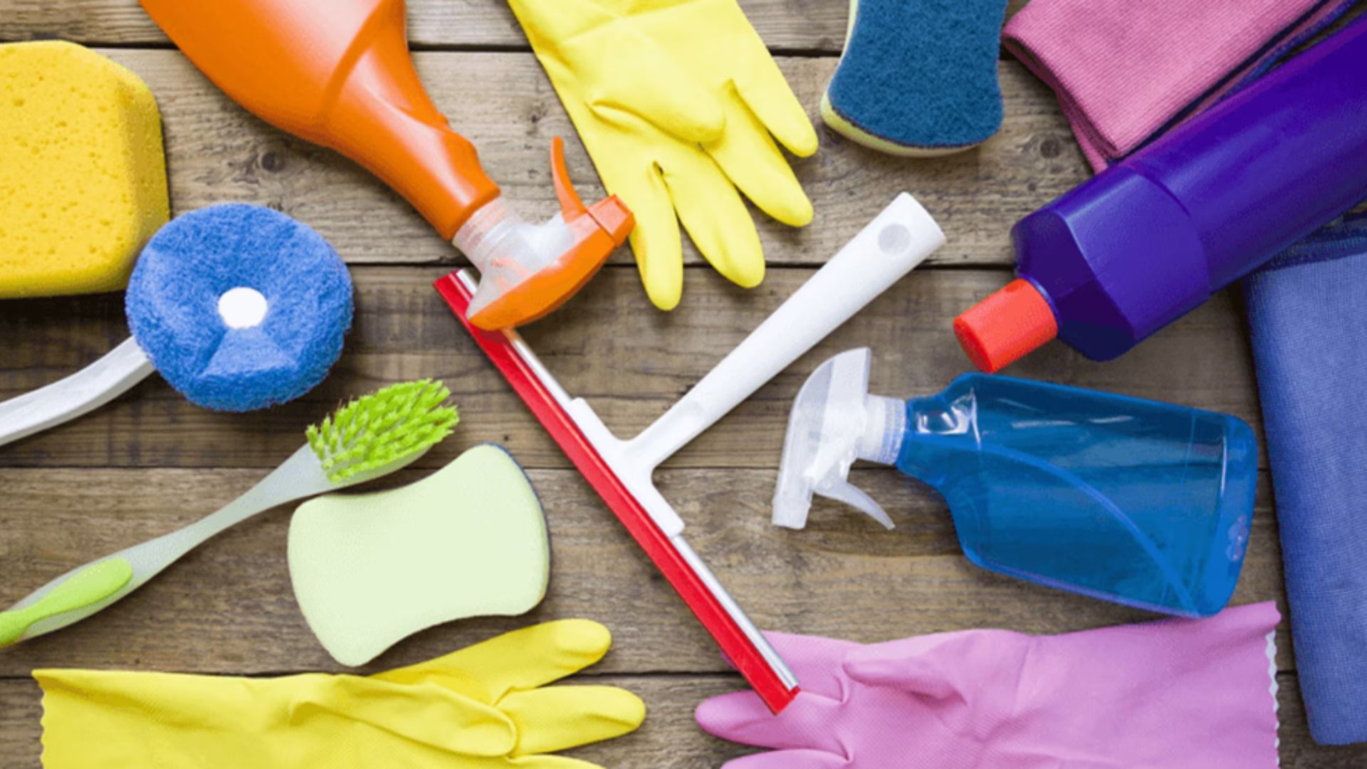 Limpar casa em 7 passos simples e práticos para adequar a sua rotina