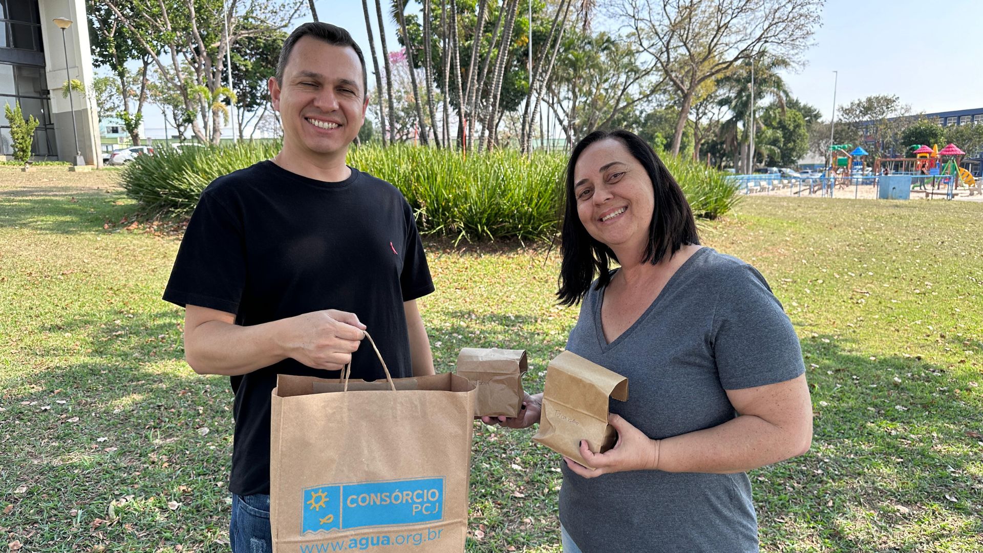 Nova Odessa Recebe Doação de Sementes e Saquinhos para Impulsionar Reflorestamento Local