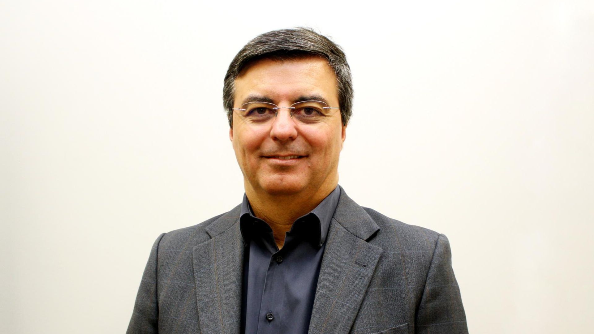 Presidente do Ciesp, Rafael Cervone, destaca a importância do setor para o crescimento da economia e critica medidas que prejudicam a indústria