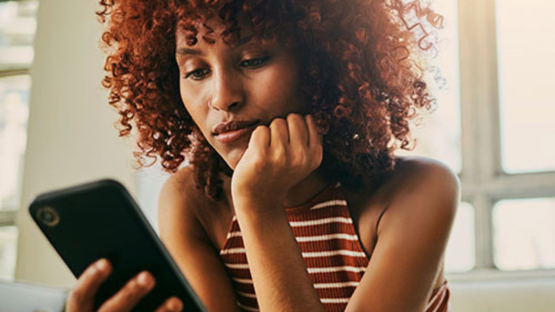 Como Lidar com Padrões de Beleza nas Redes Sociais: Apoio aos Jovens