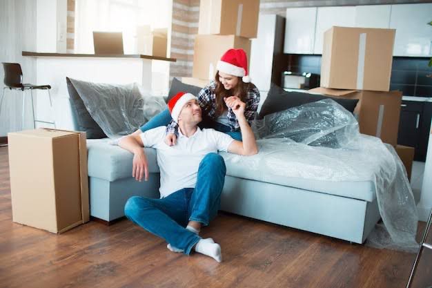 Mudança em Período de Festas: Dicas para Conciliar Logística com Celebrações