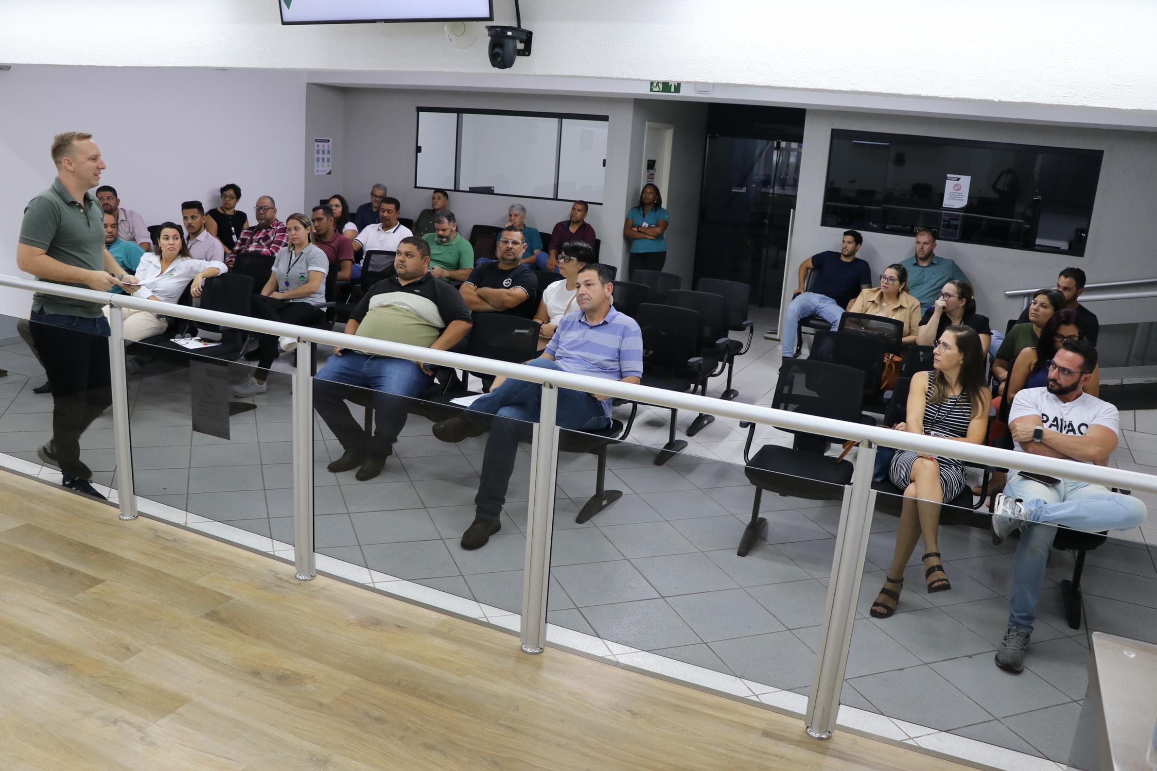 Câmara de Monte Mor Realiza Reunião com Vereadores Eleitos para Orientações sobre Diplomação e Posse