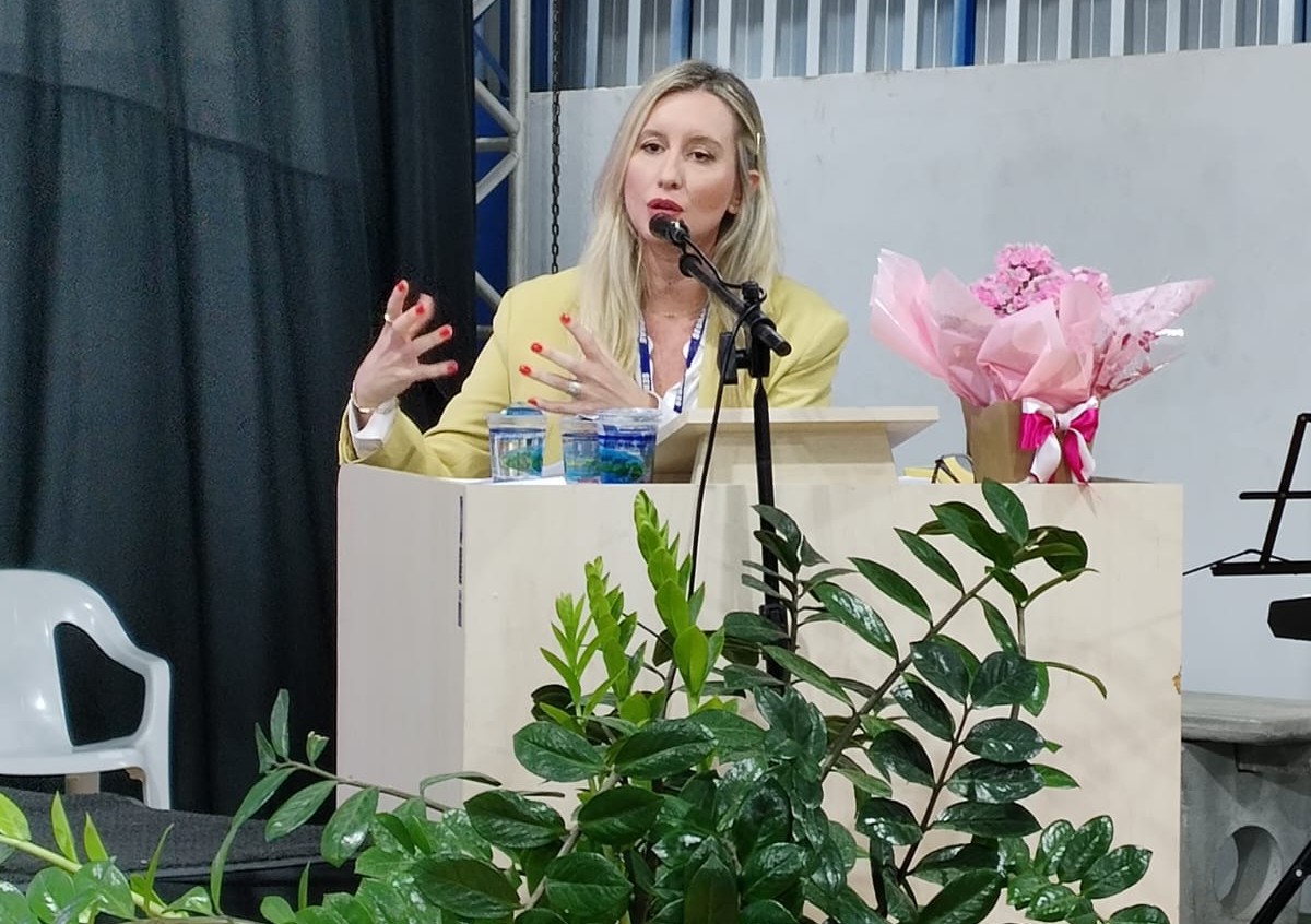 Liderança Feminina Impulsiona Negócios: 3 Caminhos Essenciais