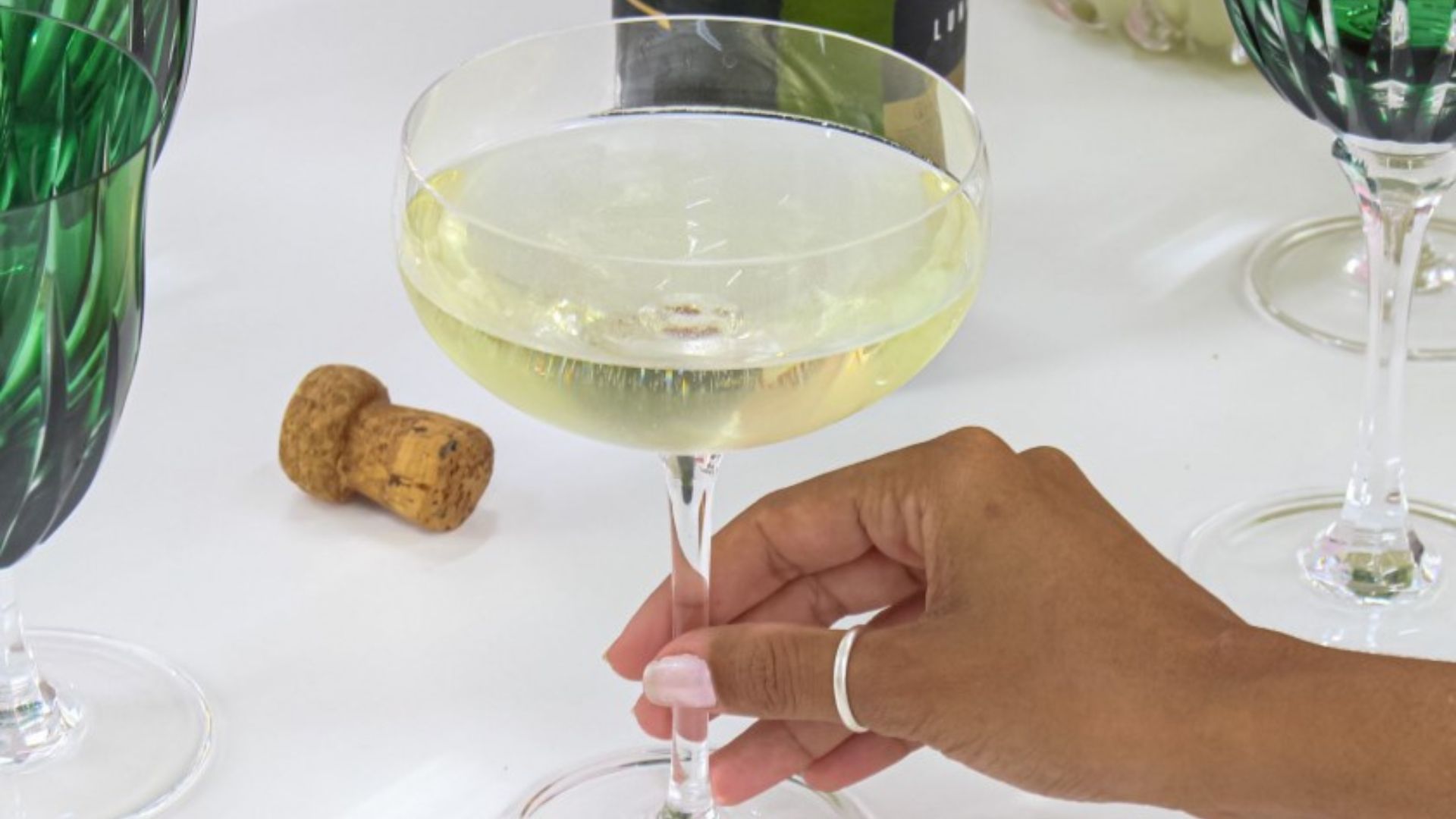 A Melhor Taça para Champagne: Flûte, Coupe ou Tulipa?