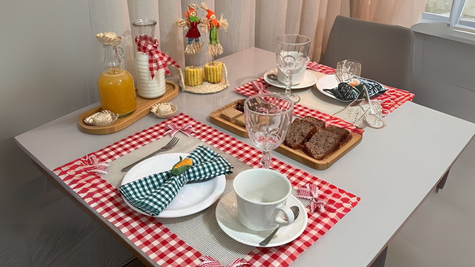 Festa Junina em Casa: 4 Ideias Baratas e Fáceis para Decorar