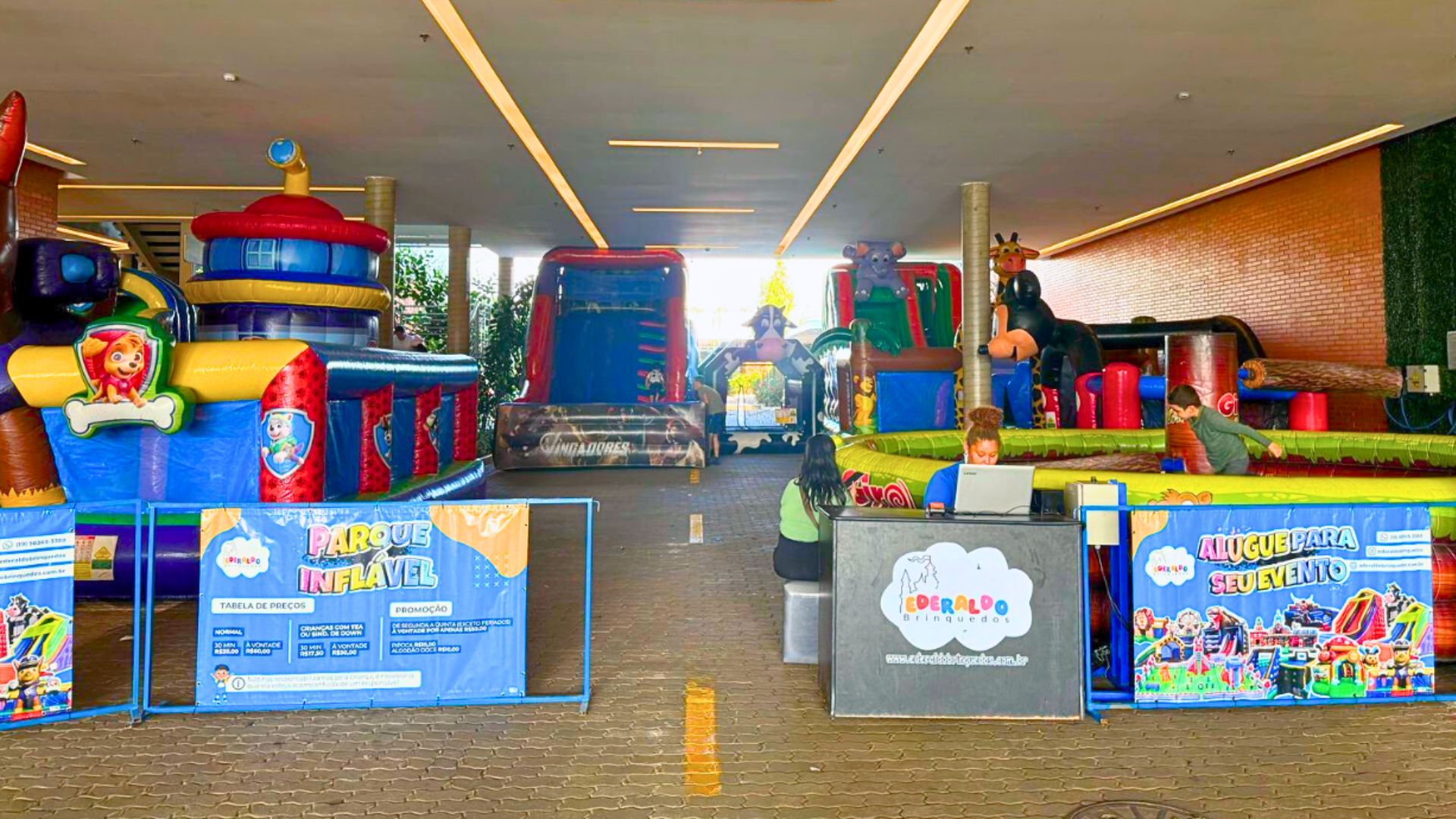 Parque Inflável no Shopping ParkCity Sumaré anima férias com brinquedos para todas as idades