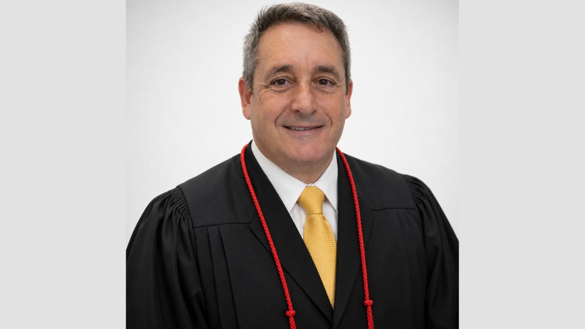Dia do Advogado: a toga como símbolo de compromisso com a Justiça