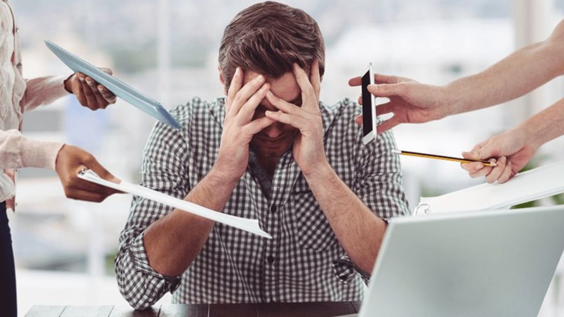Saúde mental deixa de ser recomendação e passa a ser obrigação das empresas