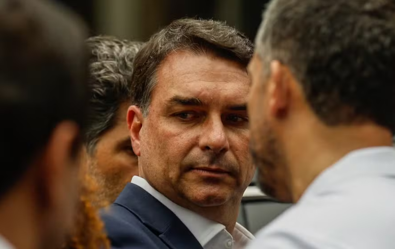 Direita chega a 2026 dividida, e Flávio Bolsonaro já não reina sozinho