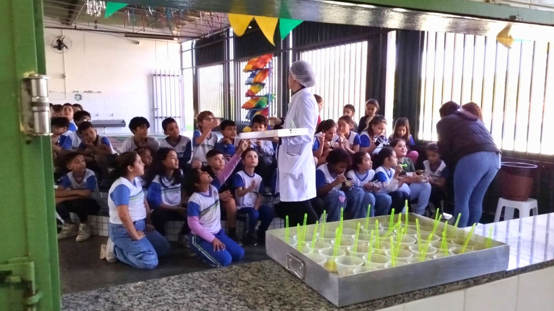 Nova Odessa leva oficina culinária e e-book sobre alimentação saudável a EMEBs