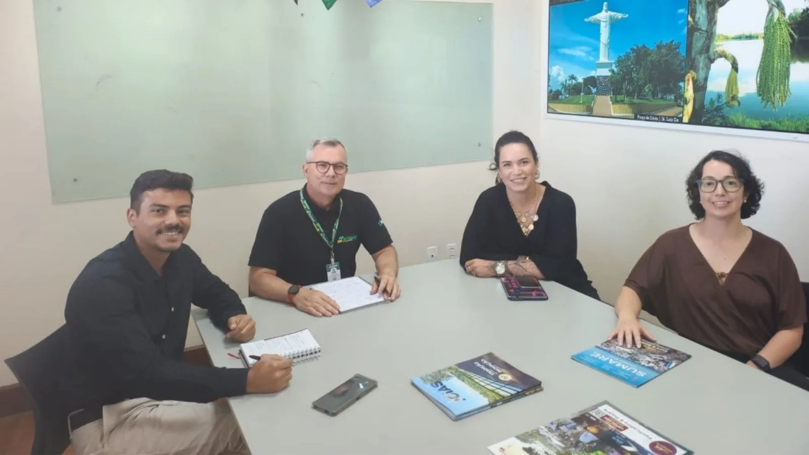 Reunião entre secretários municipais de Sumaré e a diretora-geral do campus do IFSP
