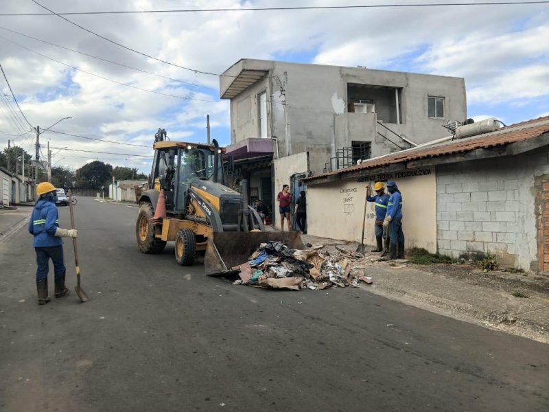 Mutirões de limpeza seguem até 14 de agosto no Bom Retiro e Jardim Amélia, em Paulínia