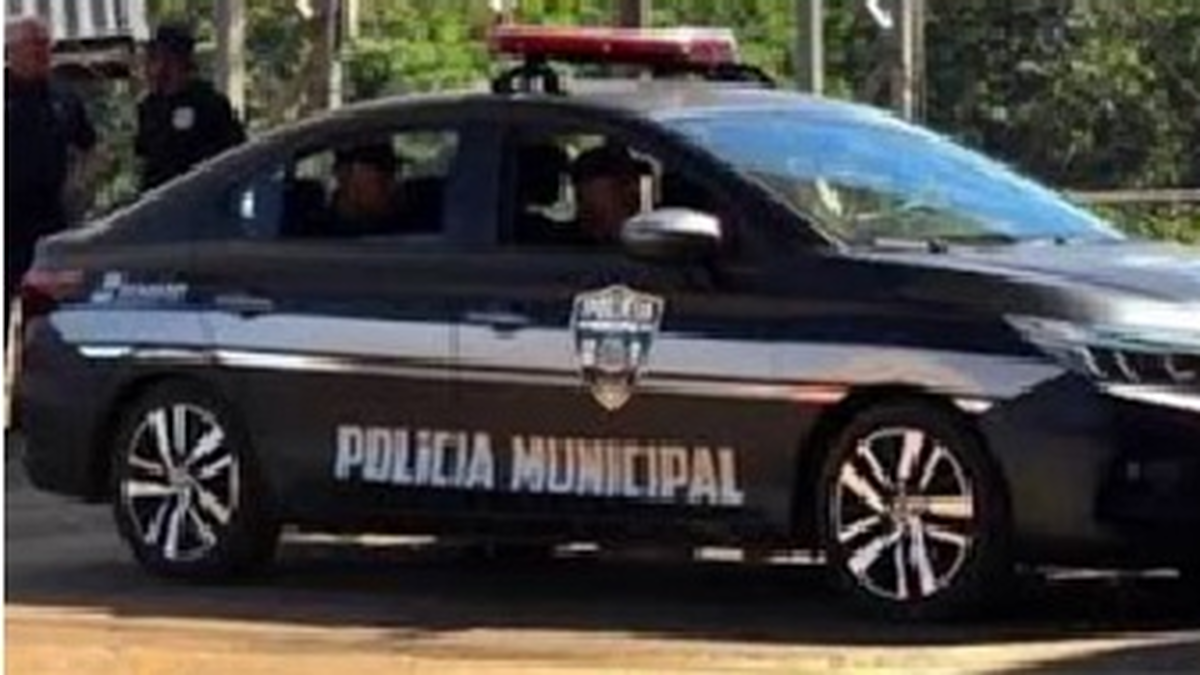 Viatura identificada como Polícia Municipal em Sumaré