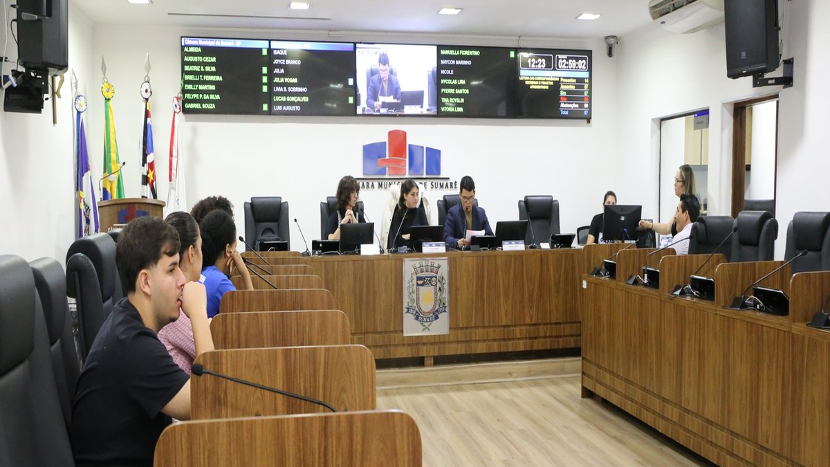 Projeto do Parlamento Jovem prevê pontos de ônibus com informação em tempo real e segurança em Sumaré