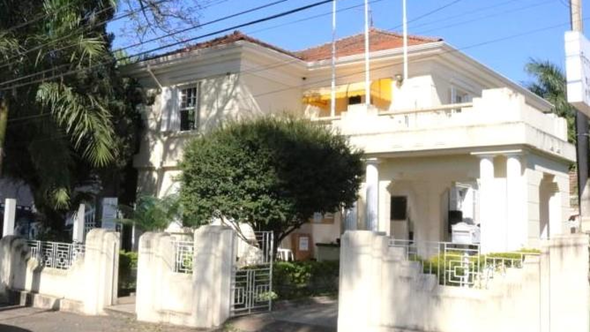 Fachada do prédio da Biblioteca Municipal no Centro de Nova Odessa