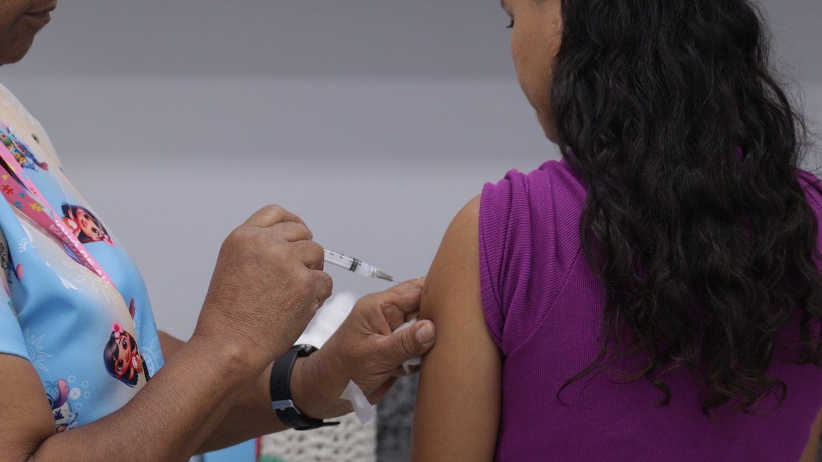 Hortolândia atualiza carteiras de vacinação de menores de 15 anos até 1º de setembro