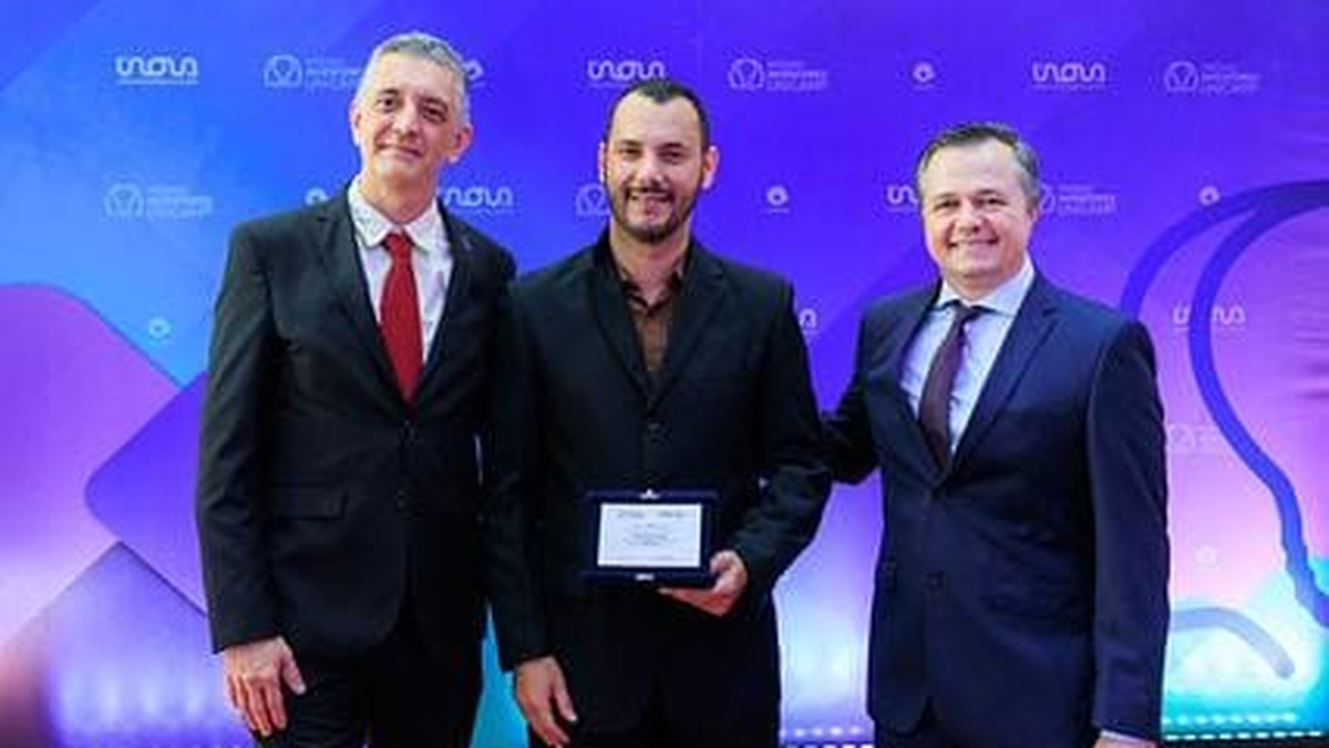 Pesquisador da Unicamp é premiado por criar sistema com IA para exames de fezes