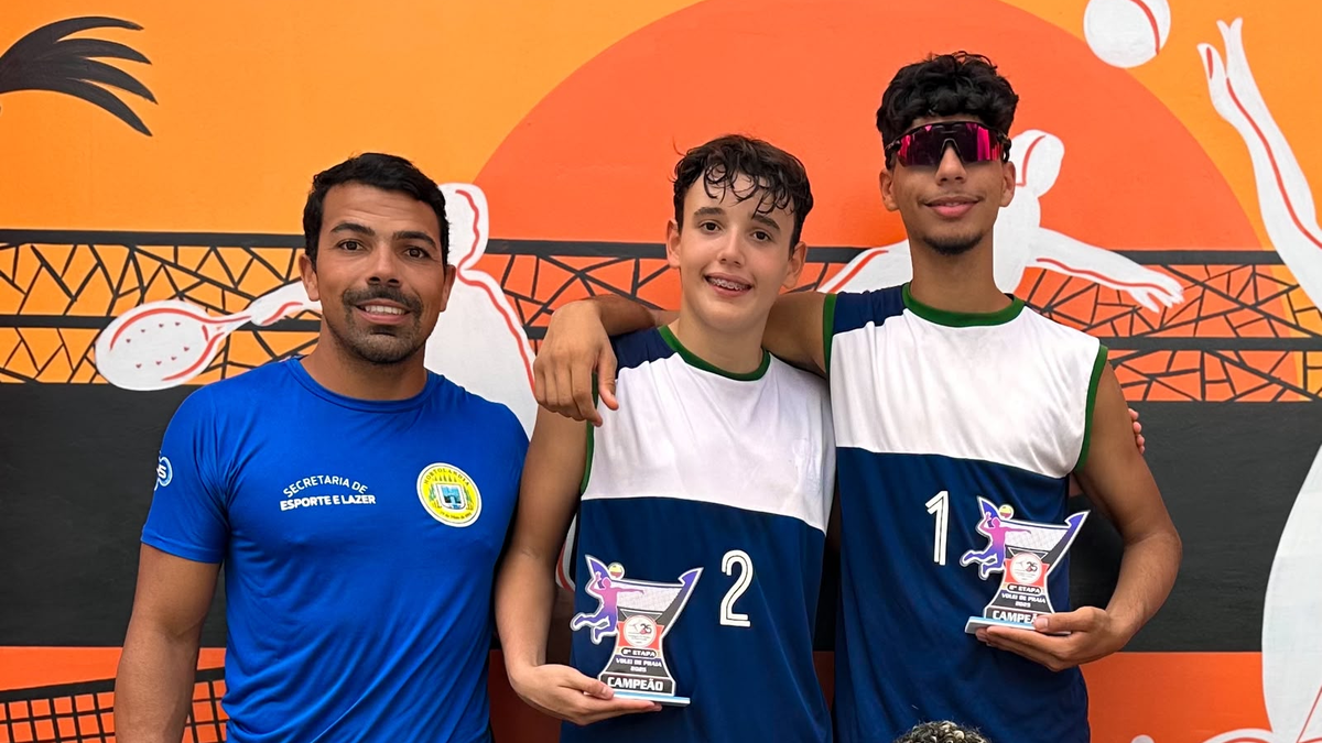 Dupla de vôlei de praia de Hortolândia comemora conquista do Campeonato Paulista sub-17