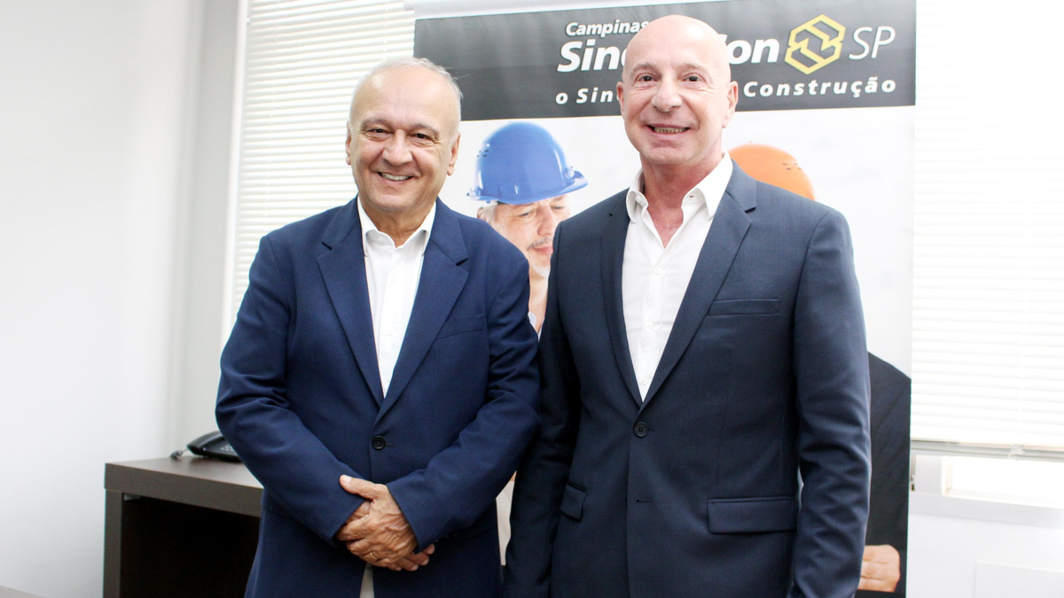 Diretores do SindusCon-SP reunidos para o lançamento do programa Trilhas Profissionais da Construção