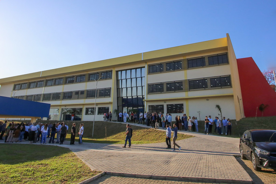 Inauguração de ETEC em Sumaré evidencia atraso em relação a cidades vizinhas