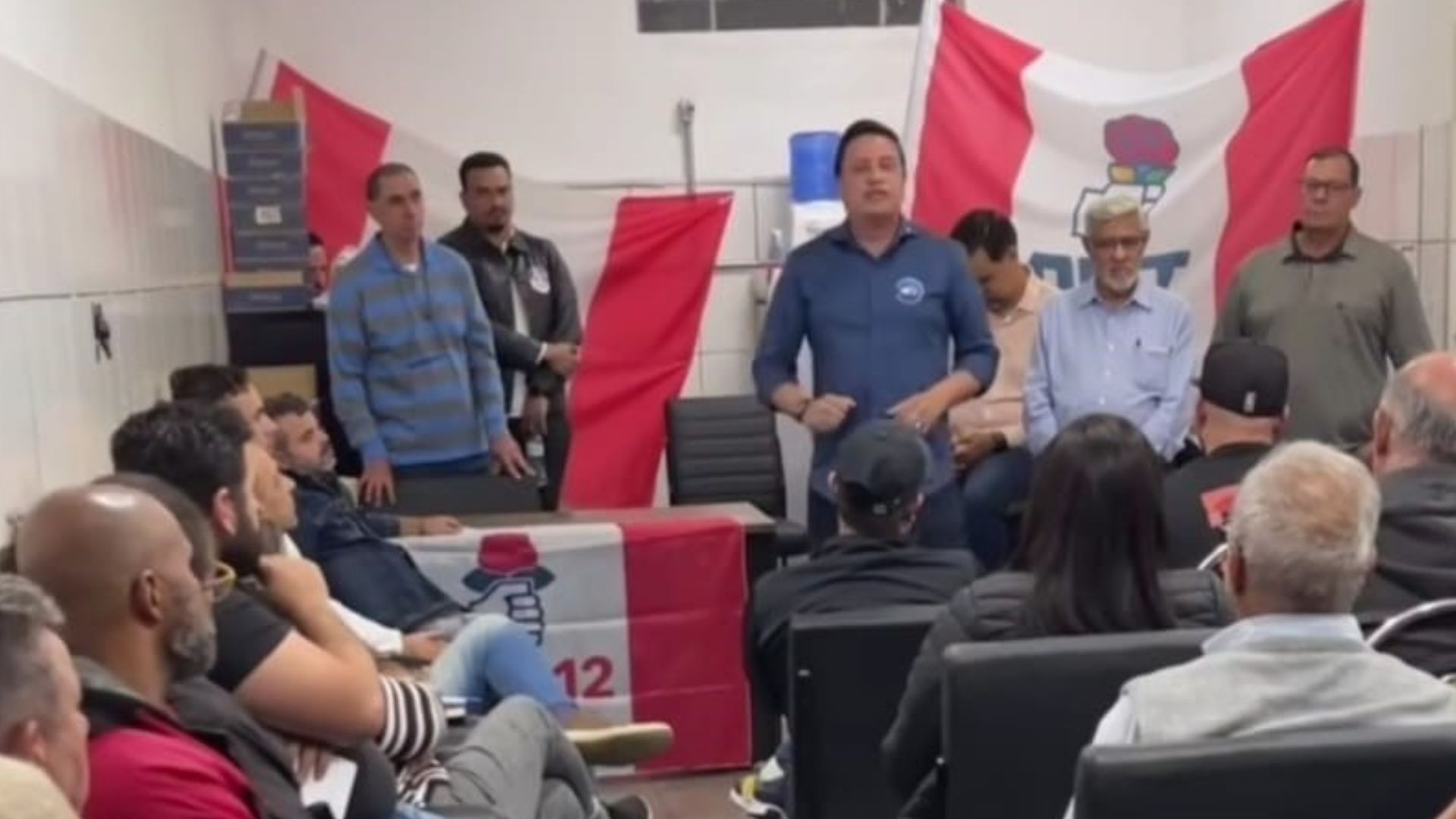 Araken Lunardi, condenado por apropriação indébita, apoia candidatura de Willian Souza, gerando preocupações entre eleitores e servidores públicos