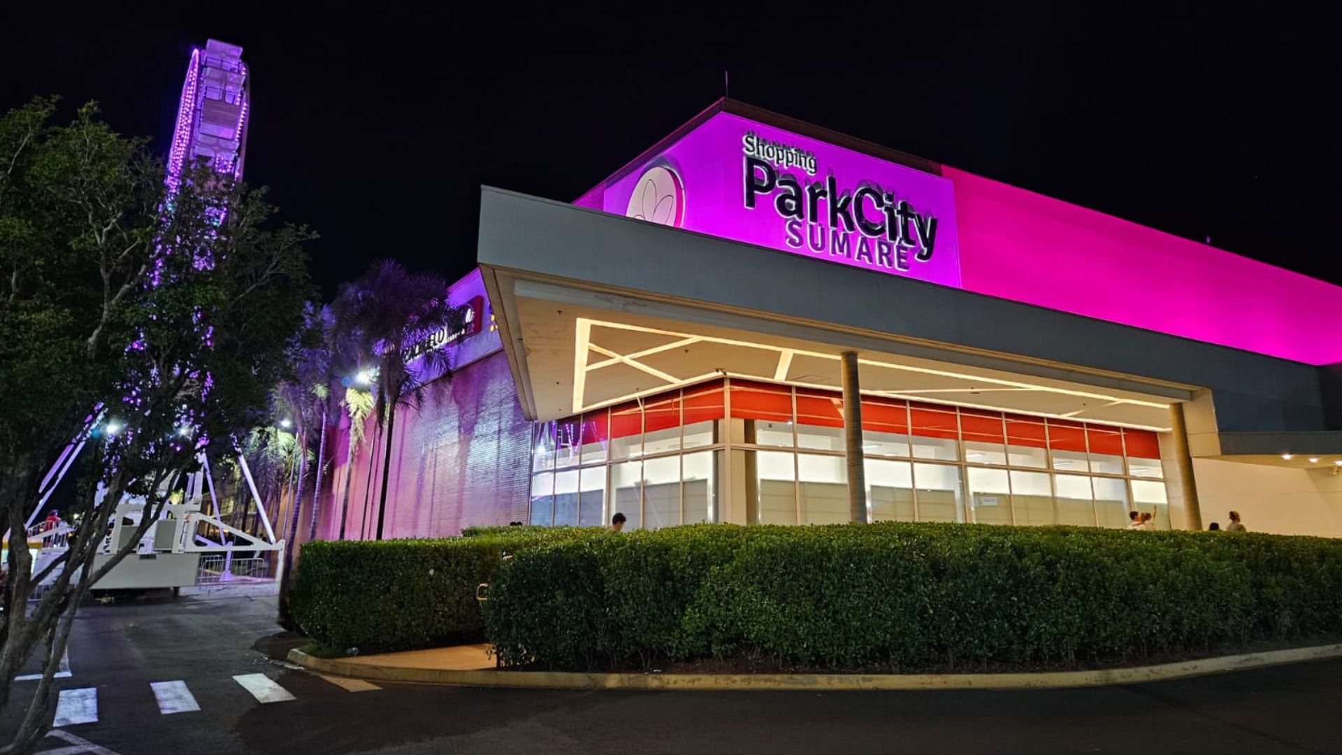 Outubro Rosa: Shopping ParkCity Sumaré Recebe Roleta da Conscientização sobre o Câncer de Mama