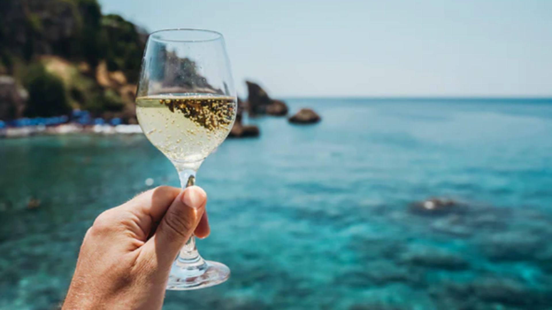 Brindando ao Calor: Dicas Imperdíveis para Aproveitar Vinho na Primavera