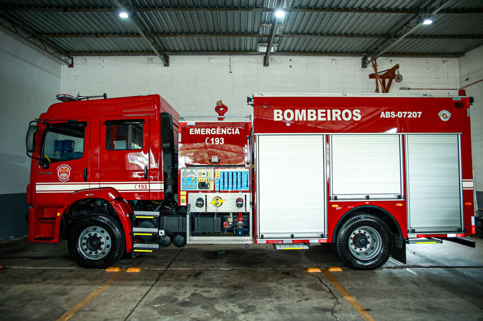 Paulínia recebe nova viatura para o Corpo de Bombeiros, reforçando a segurança da população