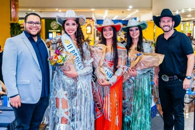 Camila Morales é eleita Rainha da Festa do Peão de Paulínia 2025