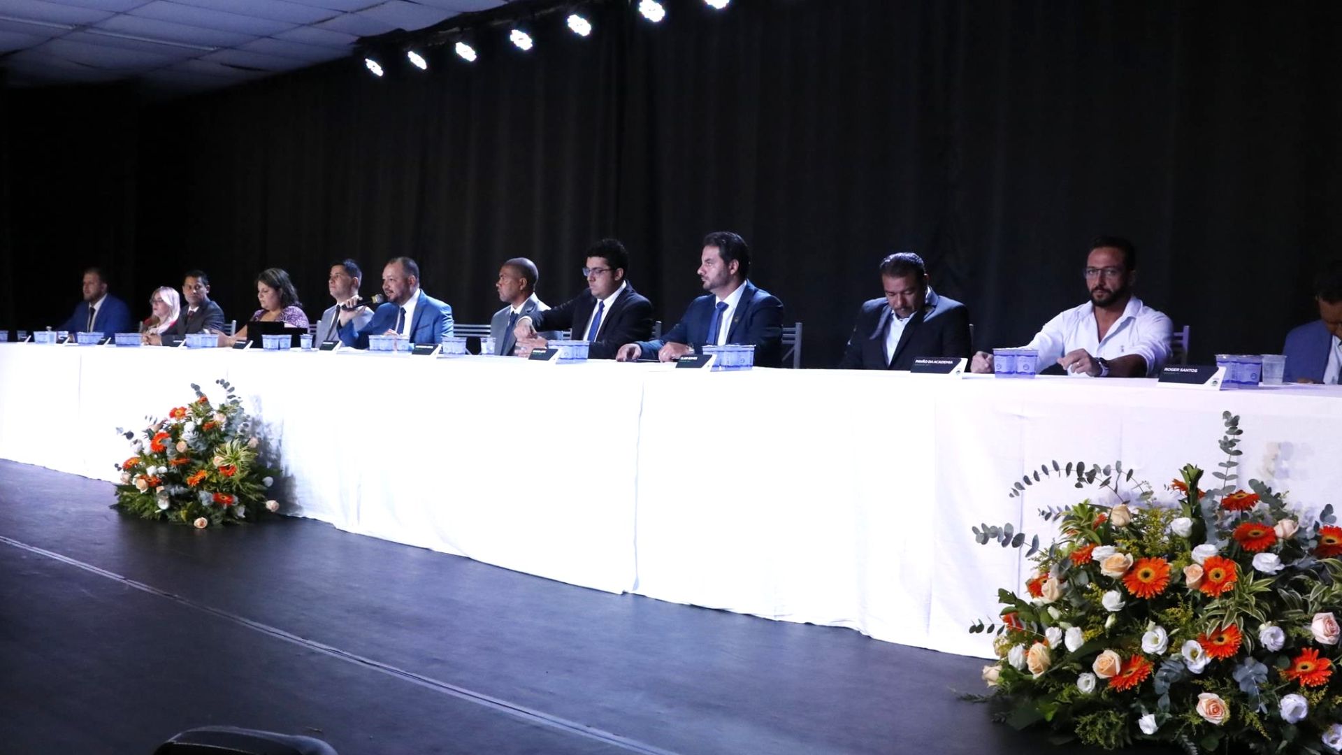 Monte Mor celebra 154 anos com sessão solene e entrega de títulos de cidadania