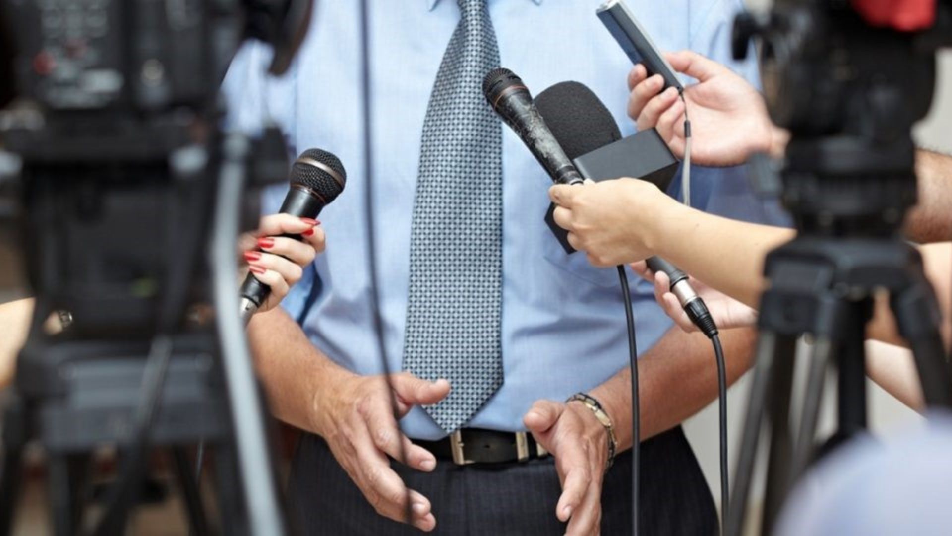 A Influência da Mídia nas Eleições: Mérito do Político ou Trabalho da Comunicação?