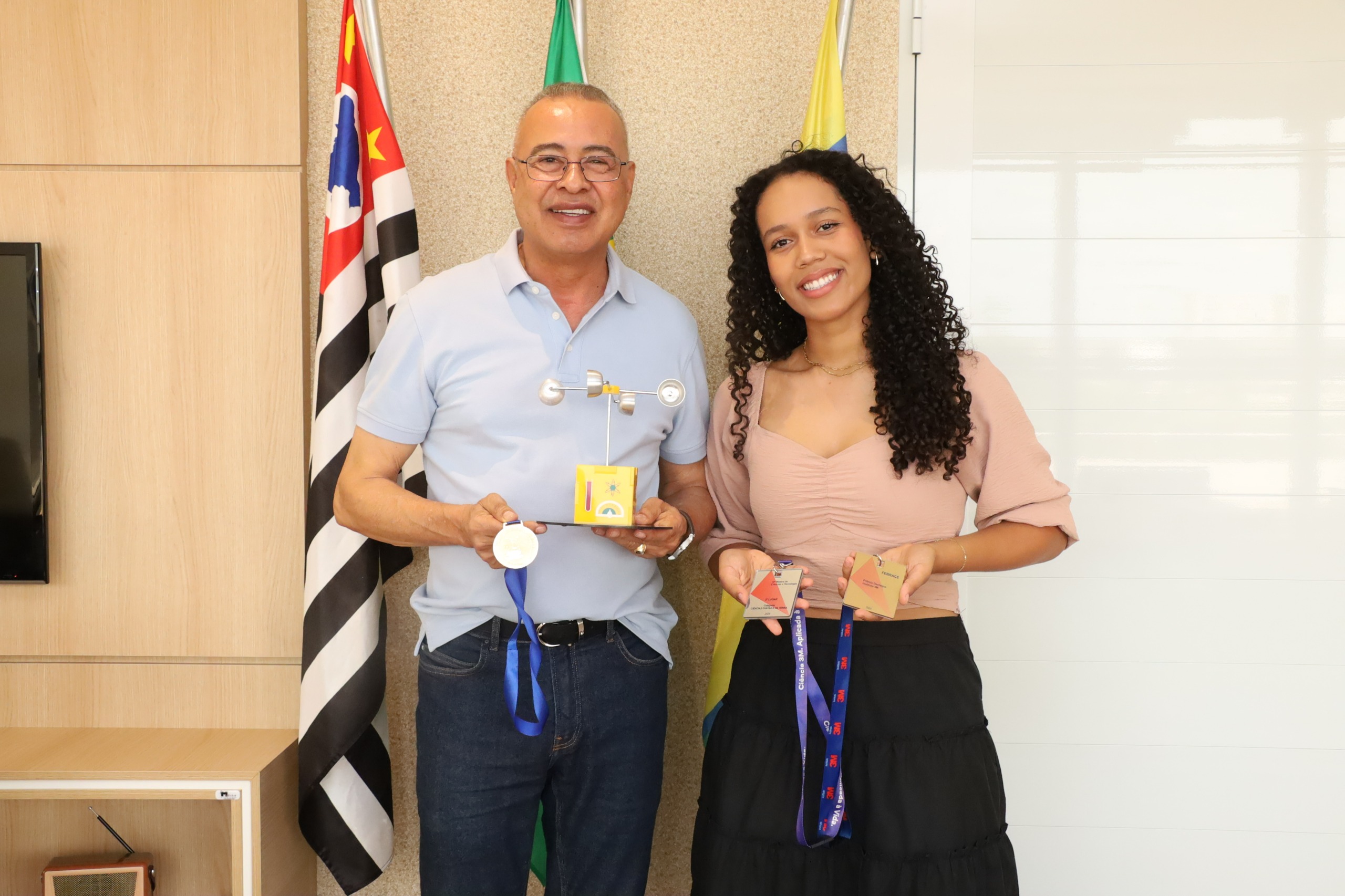 Estudante de Hortolândia é premiada na FEBRACE e representará o Brasil nos EUA