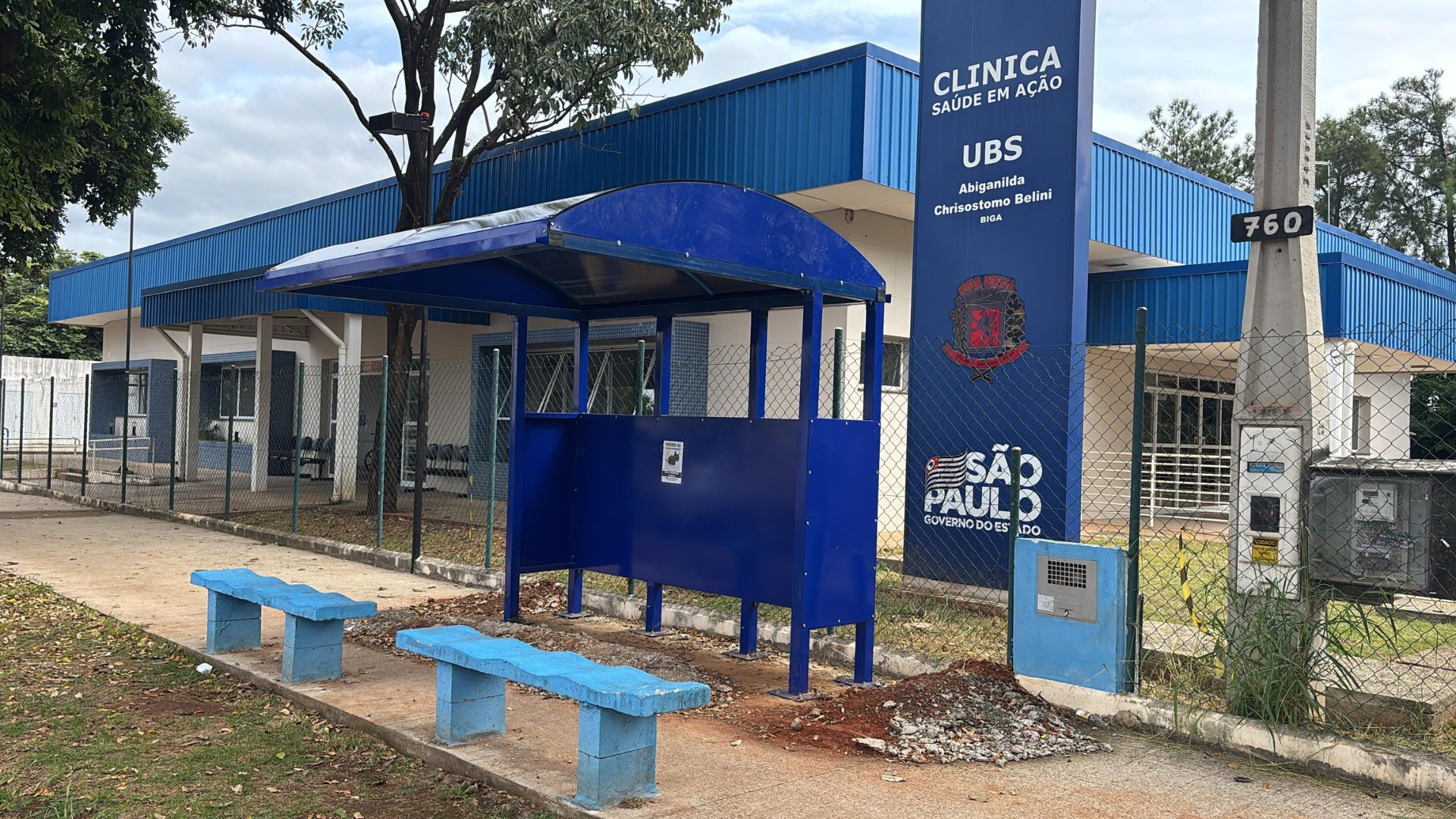 Prefeitura de Nova Odessa instala 14 novos pontos de ônibus cobertos para melhorar transporte público