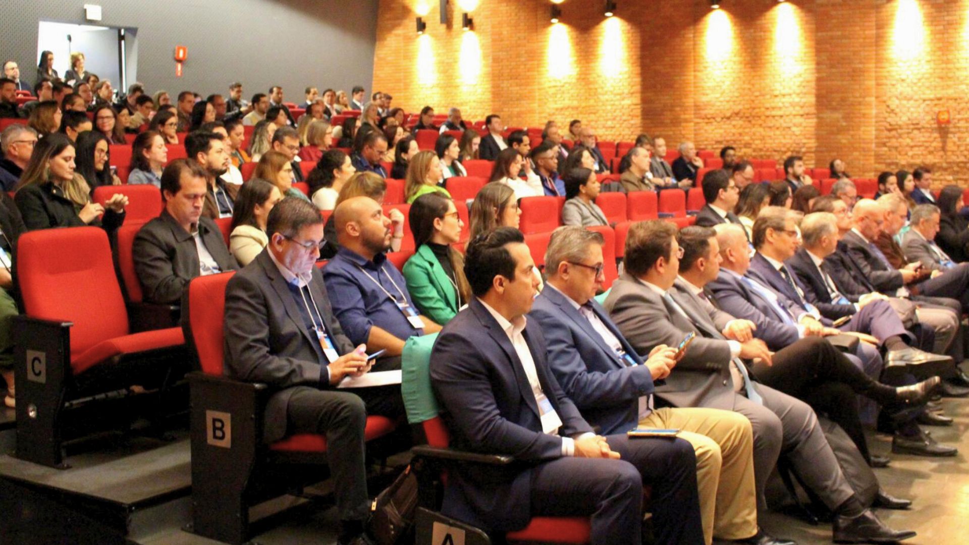 Evento em Campinas reúne 250 empresários para debater Reforma Tributária e plataforma digital