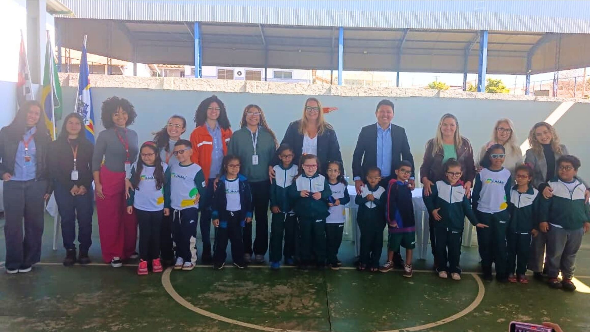 Prefeitura de Sumaré entrega óculos gratuitos a alunos da Escola Municipal Jardim Bom Retiro