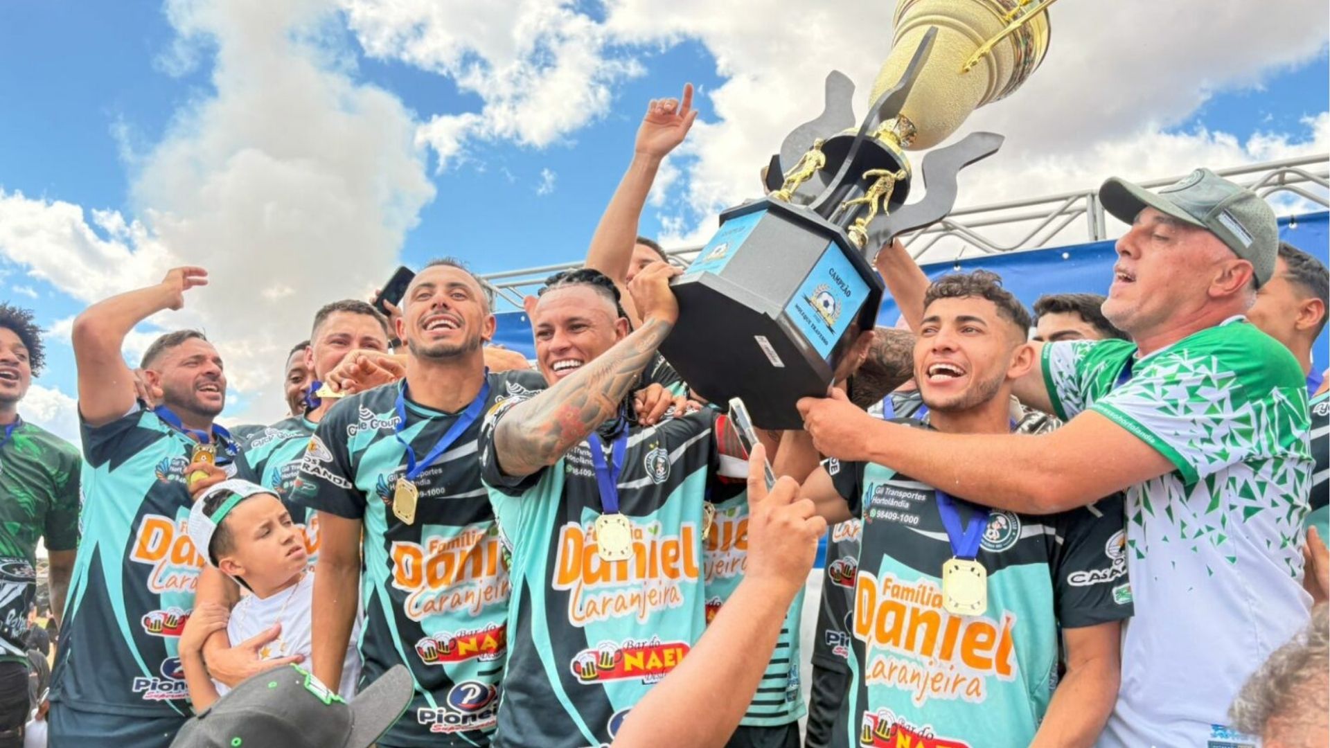 Moleque Travesso é tricampeão do Campeonato de Futebol Amador de Hortolândia após vitória por 4 a 0