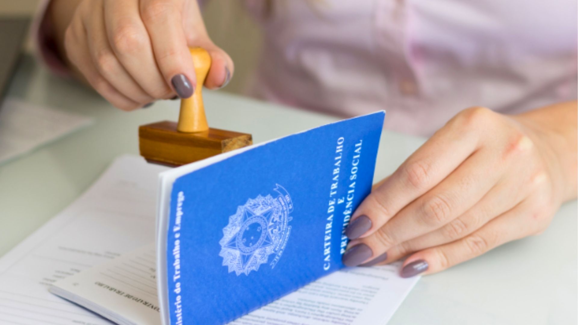 Pleno emprego na região; vagas de baixa remuneração ficam sem candidatos