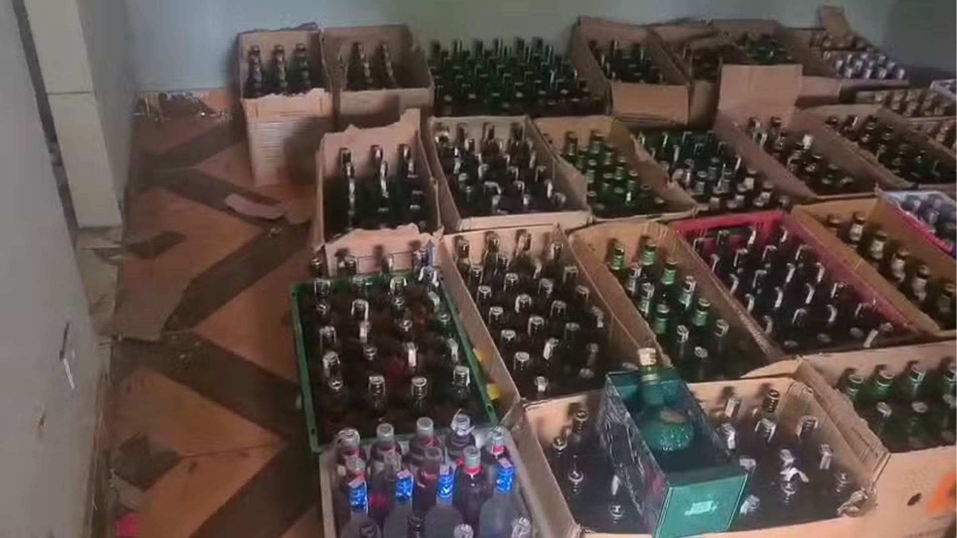 Polícia Militar desmonta depósito de bebidas falsificadas em Sumaré