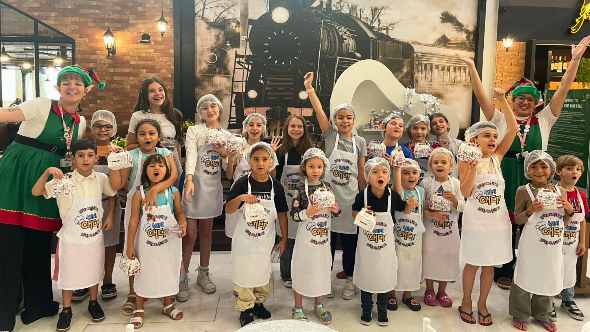 Oficinas natalinas no Tivoli: dobraduras e confeitaria