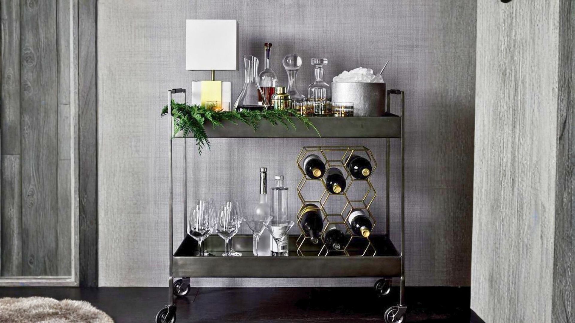 Carrinho de bar facilita organização e serviço nas festas de fim de ano