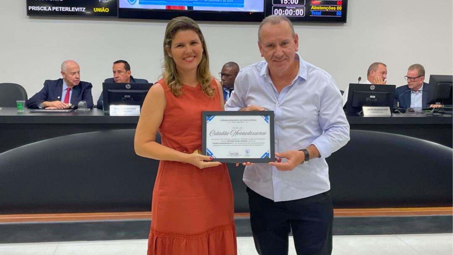 Câmara de Nova Odessa homenageou secretário Antônio Teixeira