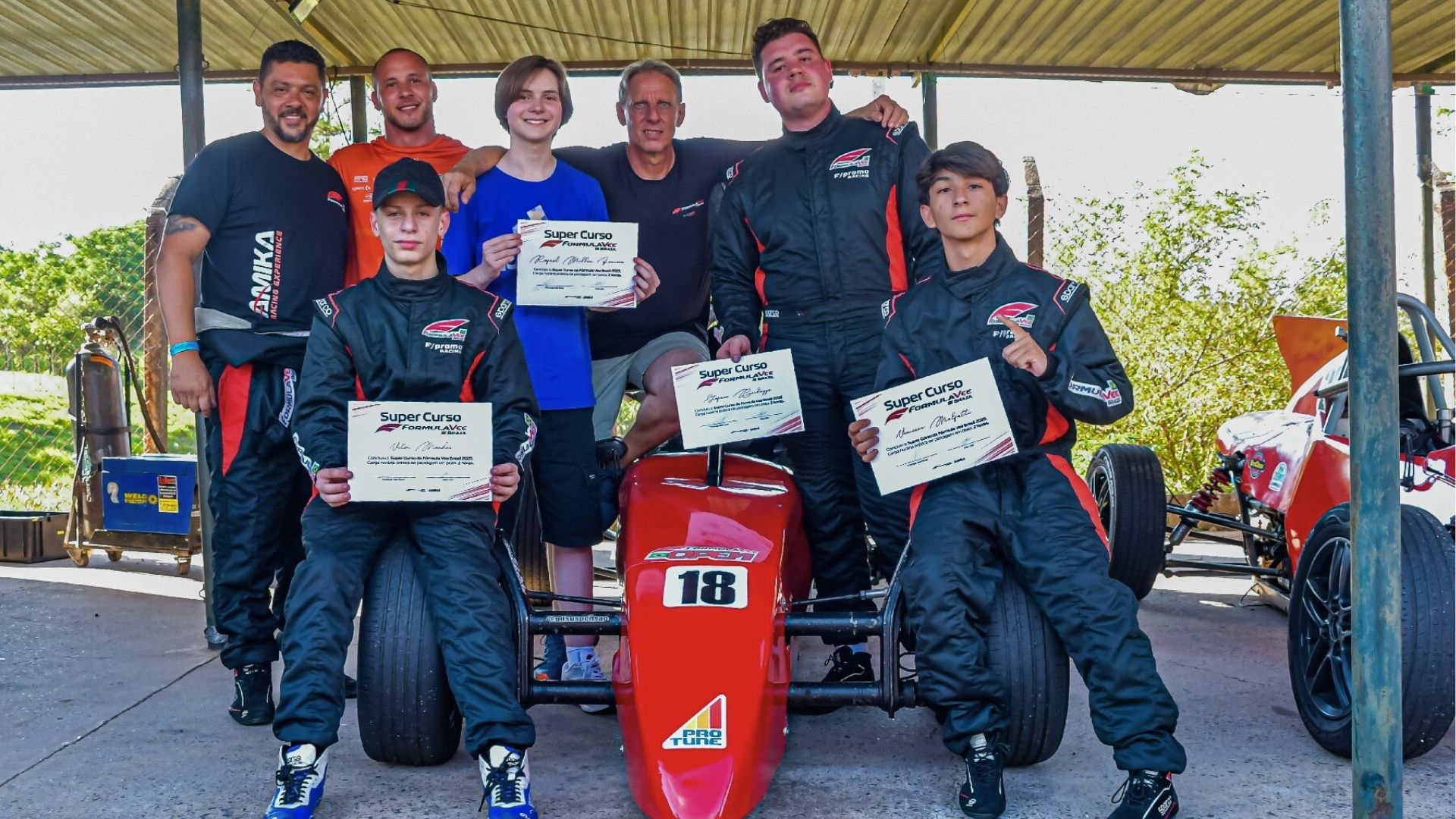 Levi Simões é campeão da Copa Fórmula Vee-ECPA em Piracicaba