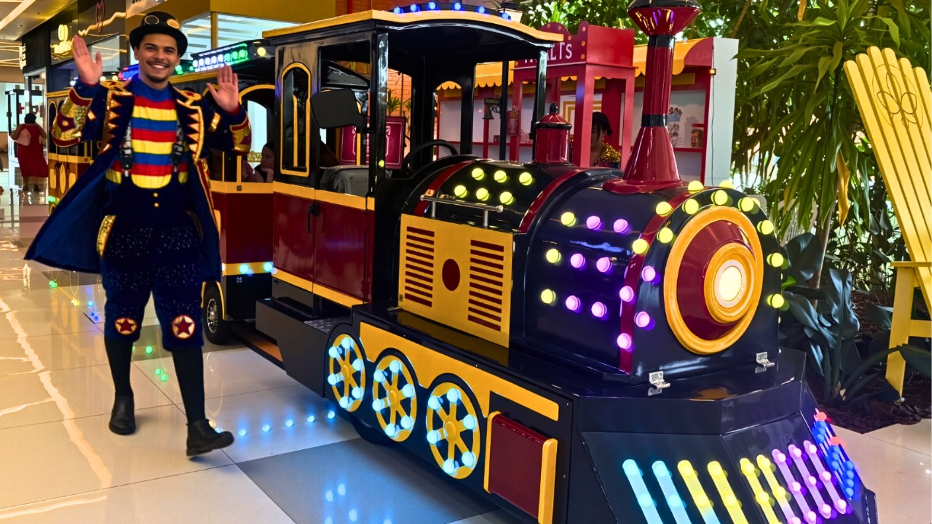 Expresso Festlândia: trenzinho elétrico anima as férias no Shopping ParkCity Sumaré