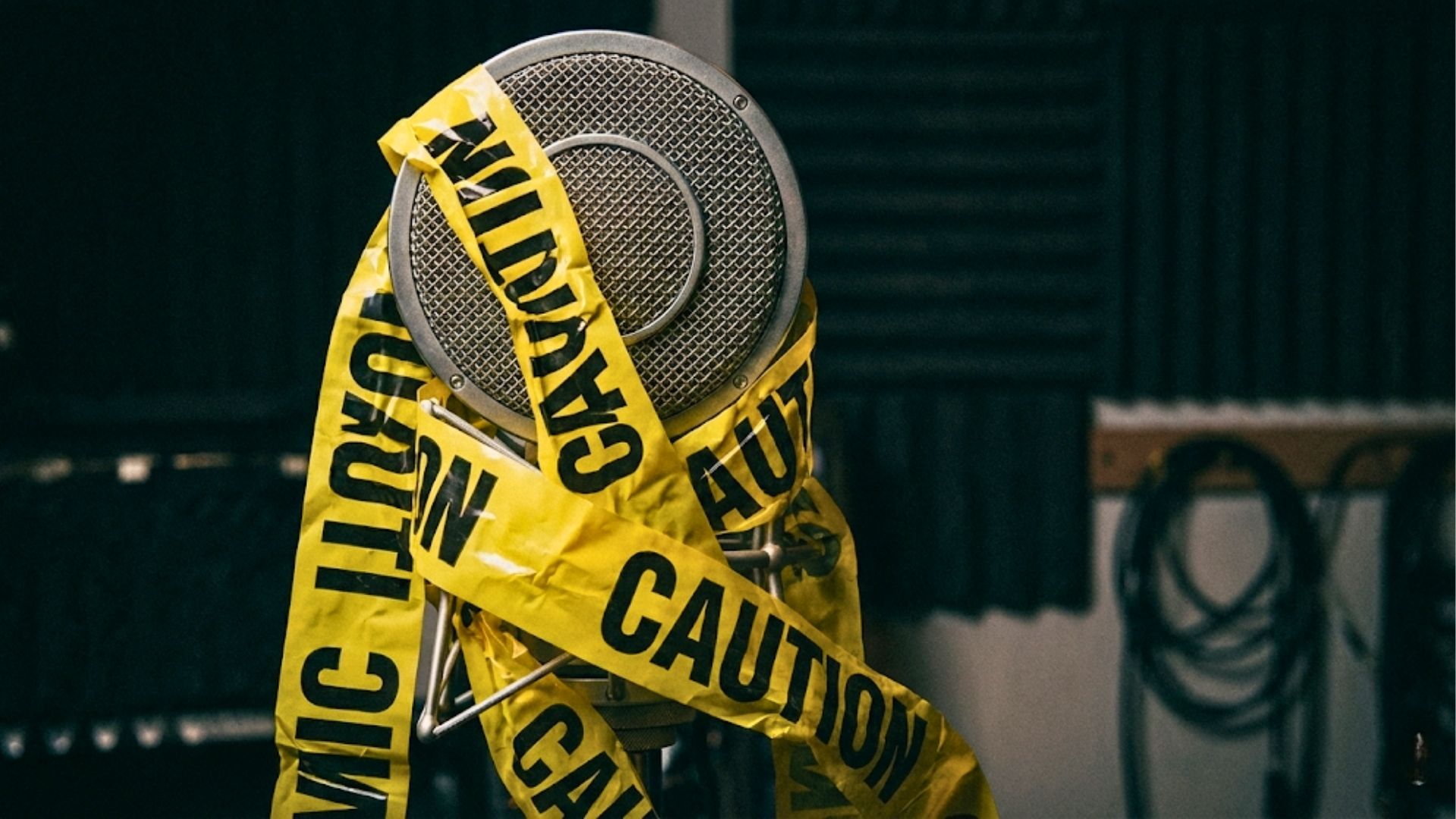 Não em meu nome: comunicação pública virou espetáculo pago